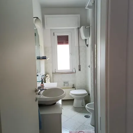 House Apartment *