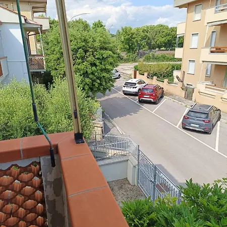 House Apartment *